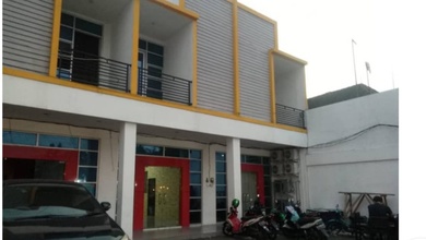 RUKO 2LT 4 UNIT 1 SHM SIAP PAKAI DI RAWAMANGUN