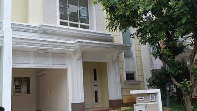 Rumah Megah  Lokasi Strategis Kawasan Gading Serpong