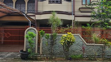 For Sale rumah Premium di Kelapa Dua, Tangerang - LT 360m²