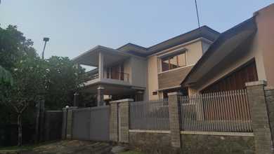 Rumah Elegan di Rempoa, Tangerang, 6 KT, LT 1486m²