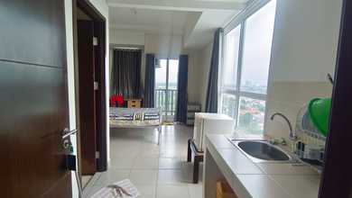 Jual Unit Apartemen Siap Ditempati 1BR Semi Furnished Good Condition