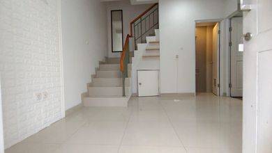 Rumah Semi Furnished Lokasi Strategis Daerah Gading Serpong