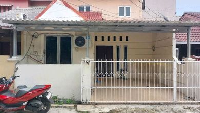 Kesempatan Rumah di Cipondoh, Tangerang, LB 130m², Harga 1,1 Miliar