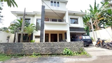 Penawaran Langka, rumah Prestisius di Antasari, Jakarta Selatan, LB 550m²