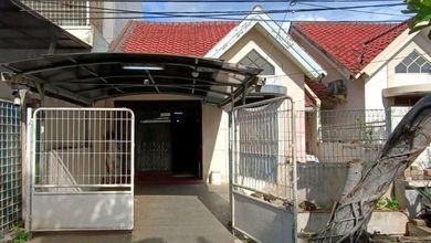 Jual Rumah Strategis di Semanan, Jakarta Barat - LT 126m²