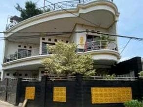 Rumah Siap Pakai di Area Cipondoh, Tangerang, LT 168m²