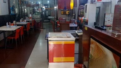 Ruko di jalan raya siap pakai 