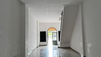 Dijual Ruko di Lokasi Favorit Peluang Pasar Besar di Pantai Indah Kapuk 2 Jakarta Utara Unfurnished