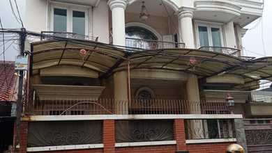 Kesempatan Langka, rumah Prestisius di Tomang, Jakarta Barat, LB 350m²