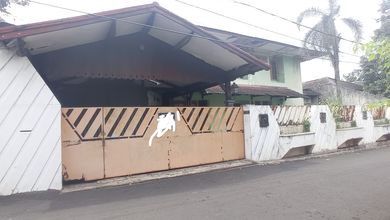 Hunian Elite di Kawasan Bintaro, Jakarta Selatan, LB 200m², Harga 8,8 Miliar