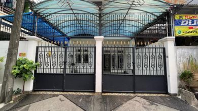 Dijual Rumah Strategis di Tubagus Angke, Jakarta Barat - LT 97m²