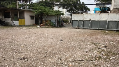 Disewakan 2 Gudang Gandeng Jl. Halim Perdana Kusuma Jurumudi Tangerang