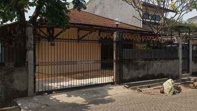 Dikontrakkan Rumah Terjangkau di Duri Kepa, Jakarta Barat, LT 328m²