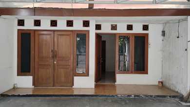 Rumah Sewa Nyaman Lokasi Pondok Pinang, Jakarta Selatan, LB 90m²