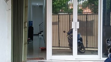 Ruko Murah bisa Dijadikan Klinik dan Ruang Usaha Lokasi Strategis