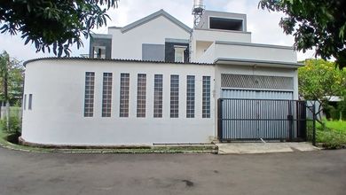 Hunian Mewah di Semanan, Jakarta Barat, 3 KT, LT 161m²