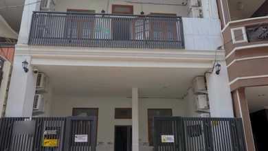 Dijual Rumah Kost Terisi Full Lokasi Strategis di Meruya