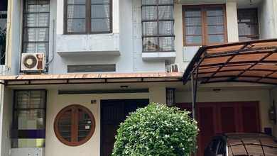 Rumah Dijual di Lippo Karawaci, Tangerang, LB 142m², Harga Kompetitif!
