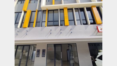 Disewakan Ruko 3 lantai The Loop BSD dikelilingi Cluster Mewah