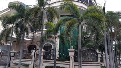 Rumah Modern di Jelambar, Jakarta Barat, LT 450 m2