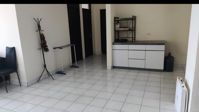 Jual Apartemen Strategis di Kemayoran, Jakarta Pusat, Luas 94m²