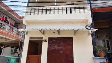 Promo Rumah di Sunter, Jakarta Utara, LB 186m², Harga 1,7 Miliar