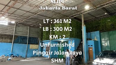 Disewakan Cepat Gudang di Slipi Pinggir Jalan Raya. Jakarta Barat 