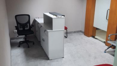 Disewakan Siap Huni Perkantoran Gendung Sastra Graha Kebon Jeruk Furnished