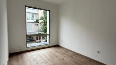 Rumah Mewah di Kawasan Pantai Indah Kapuk, Jakarta Utara, LB 75m², Harga 3,5 Miliar