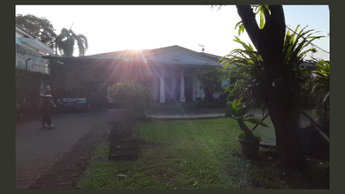 Hunian Mewah di Pejaten, Jakarta Selatan, 3 Kamar Tidur, LT 1920m²