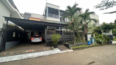 Penawaran Eksklusif, rumah Prestisius di BSD Giri Loka, Tangerang, LB 300m²
