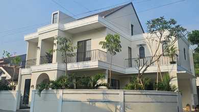 For Sale rumah Eksklusif di BSD Kencana Loka, Tangerang - LT 220m²