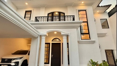 Dijual rumah Mewah di BSD Puspita Loka, Tangerang - LT 240m²