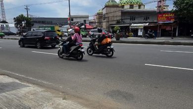 Dijual Cepat 2 unit Ruko (Gandeng ke blkg),  Raya Serpong. Tangerang