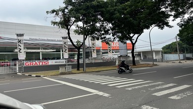 Dijual Gedung Konersial Park Boulevard Harapan Indah Bekasi 