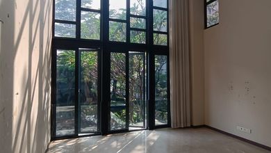 Rumah Elegan di BSD City, Tangerang, 4 Kamar Tidur, LT 330m²