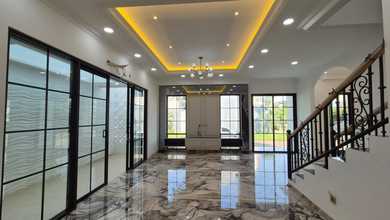 Hunian Mewah di Kawasan Alam Sutera, Tangerang, LB 250m², Harga 8 Miliar