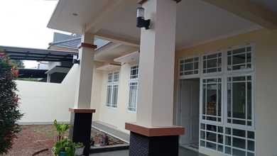 Rumah Minimalis Disewakan di Villa Melati Mas, Tangerang Selatan, Harga Ekonomis