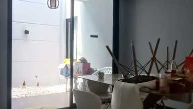 Rumah Favorit di Villa Melati Mas, Tangerang Selatan,  KT, Harga 2,4 Miliar