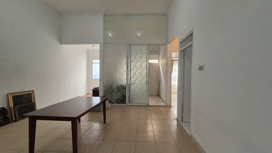 Rumah Dijual di Serpong Regency Melati Mas, Tangerang Selatan, LB 140m², Harga Kompetitif!