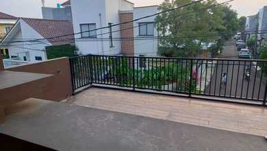 Promo Rumah di Serpong Regency Melati Mas, Tangerang Selatan, LB 178m², Harga 1,6 Miliar