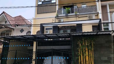 Dijual rumah Eksklusif di Kelapa Gading, Jakarta Utara - LT 180m²