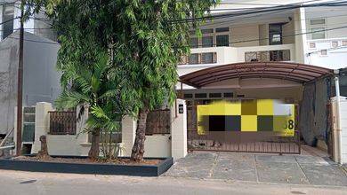 Rumah Siap Huni dengan LT m2 Semi Furnished