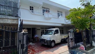 Hunian Mewah di Kelapa Gading, Jakarta Utara, 4 Kamar Tidur, LT 187m²