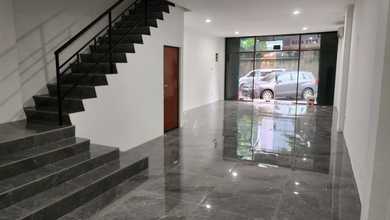 Jual Murah!!! Jarang Ada!! Ruko Buat Kontoran Bebas Banjir Di Kelapa Gading