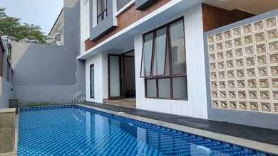 Rumah Elegan di Bintaro, Tangerang Selatan, 4 Kamar Tidur, LT 206m²