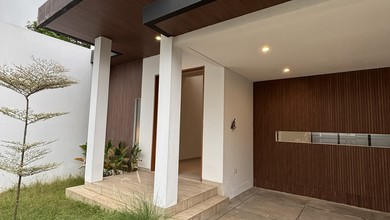 Rumah Area Premium Cinere, Depok - Harga Terbaik 4 Miliar