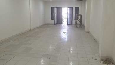 Ruko 3 Lantai Disewakan di Jalan Mampang Prapatan Raya, Jakarta Selatan