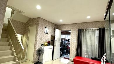 Kesempatan Rumah di Karawang Barat, Karawang, LB 104m², Harga 1,4 Miliar