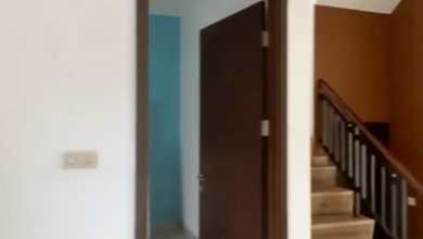 Penawaran Eksklusif, rumah Prestisius di Green Lake City, Jakarta Barat, LB 98m²